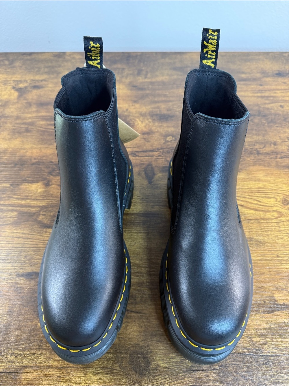 NWT Women’s Dr Martens Black Chelsea Boots Brand New